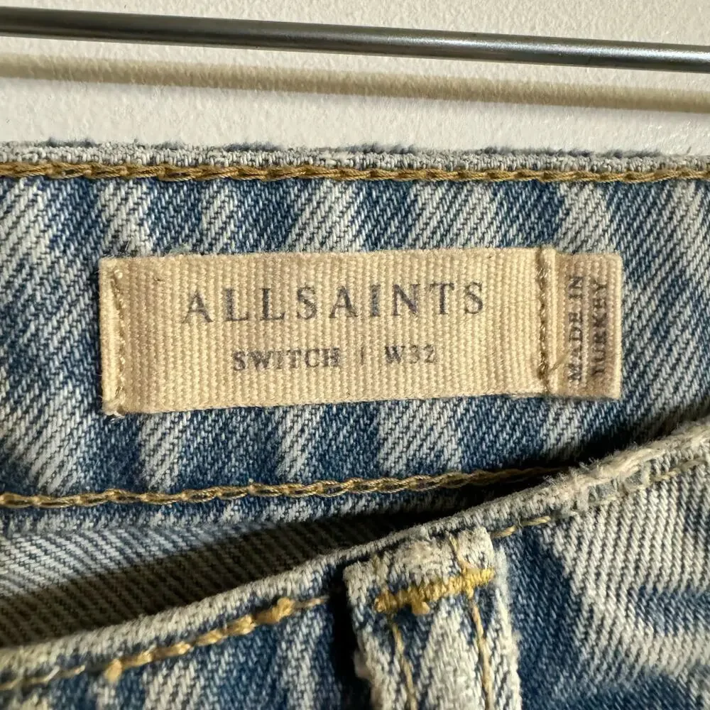 AllSaints Switch Distressed Mens Bermuda Jean Denim Shorts Blue Size 32